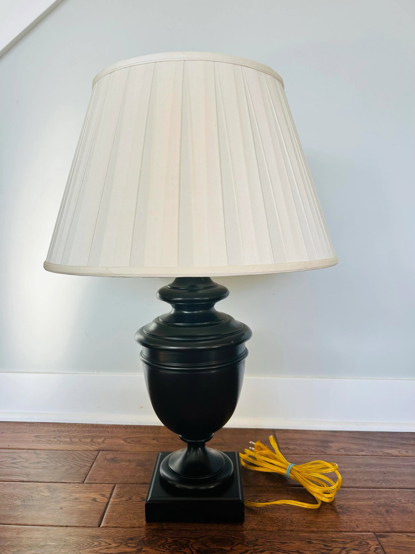 Late 20th Century Sculptural Solid Wood Pedestal Table Lamp With Pleated Silk Shade - 5