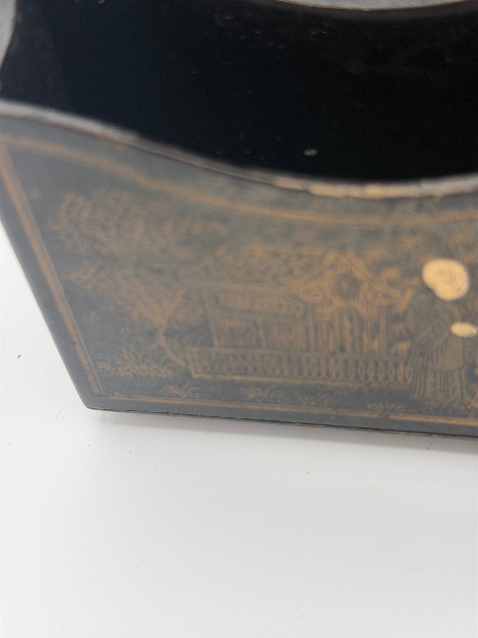 Late 19th Century Chinoiserie or Japanese Victorian Letter Holder or Wall Pocket Black Lacquer - 2