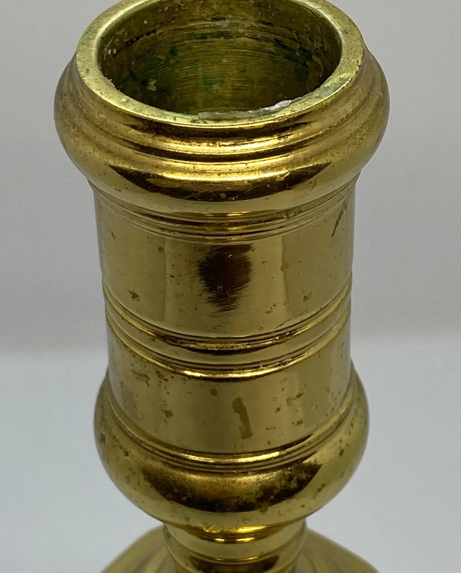 Mid 20th Century Virginia Metalcrafters Colonial Williamsburg Brass Candle Holder - 12