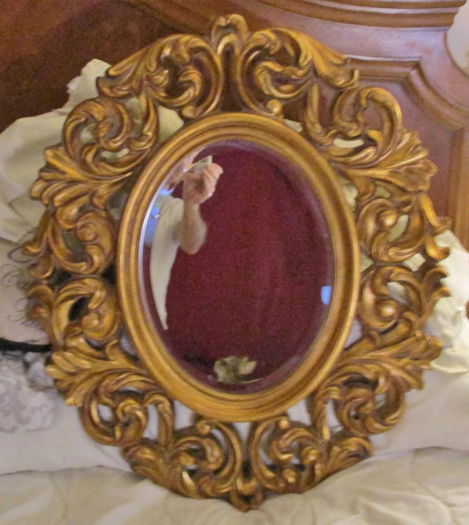 Carved Oval Gold Frame Mirror - 3