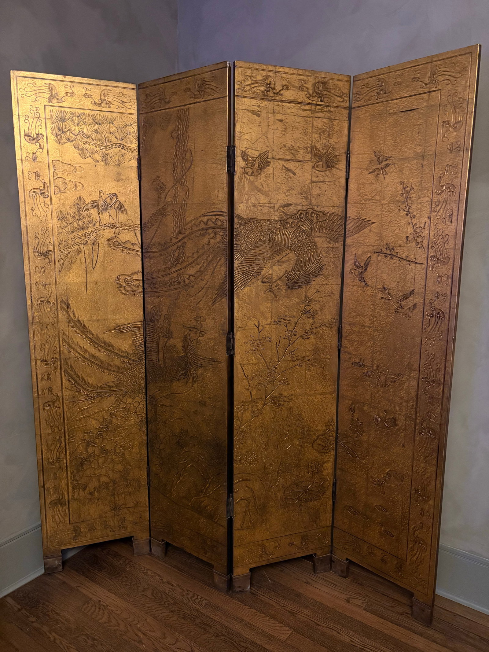 Antique Asian Four Panel Lacquered Screen With Gold Leaf and Brass Hinges - 5