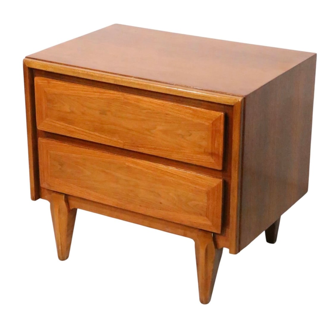 Mid 20th Century Night Stand Table by American of Martinsville - 2