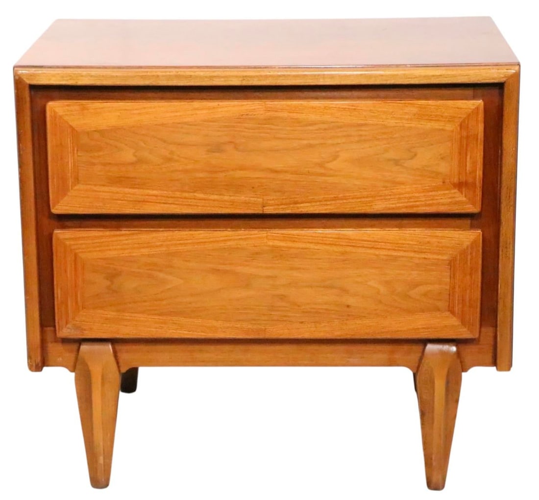 Mid 20th Century Night Stand Table by American of Martinsville - 3