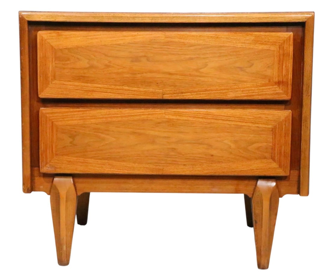 Mid 20th Century Night Stand Table by American of Martinsville - 6