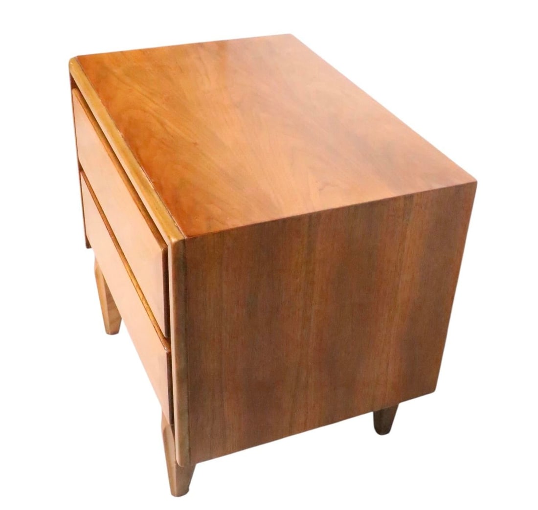 Mid 20th Century Night Stand Table by American of Martinsville - 8