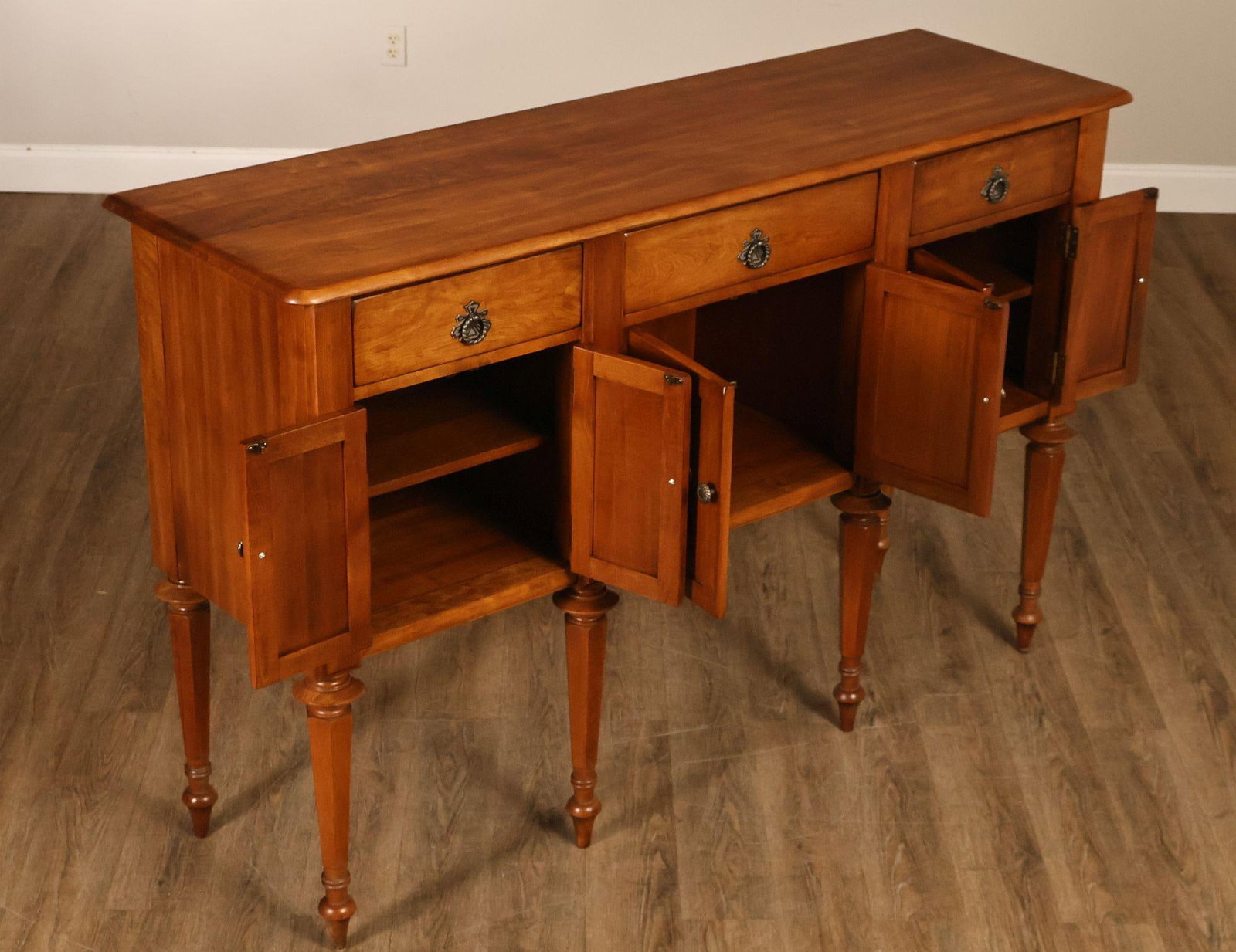 Pennsylvania House High Leg Maple Sideboard - 10