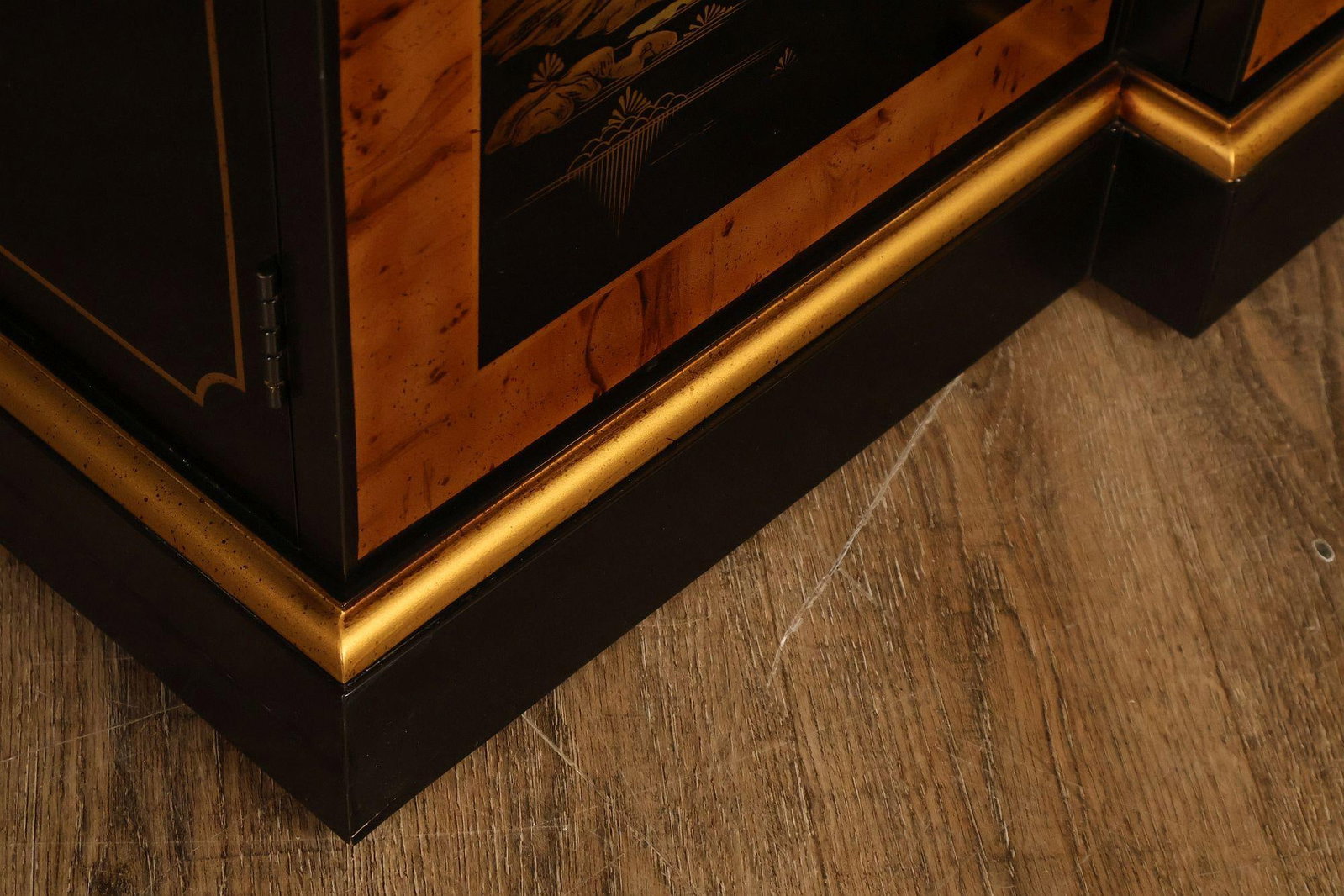 Drexel Asian Style Chinoiserie Display Cabinet Breakfront - 8