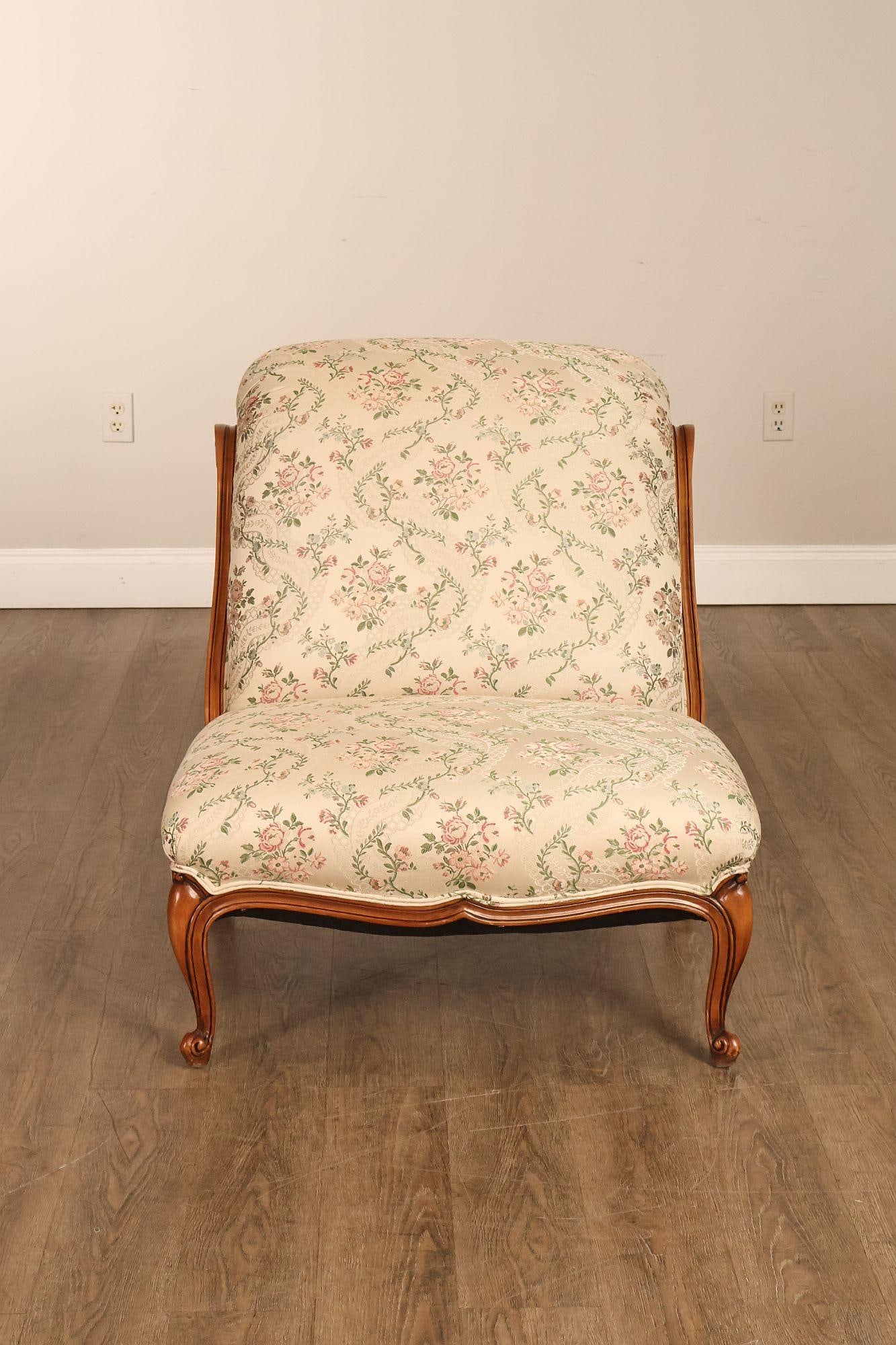 French Louis XV Style Two Piece Chaise Lounge Chair With Ottoman - 15
