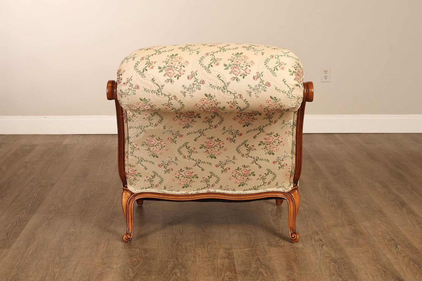 French Louis XV Style Two Piece Chaise Lounge Chair With Ottoman - 17