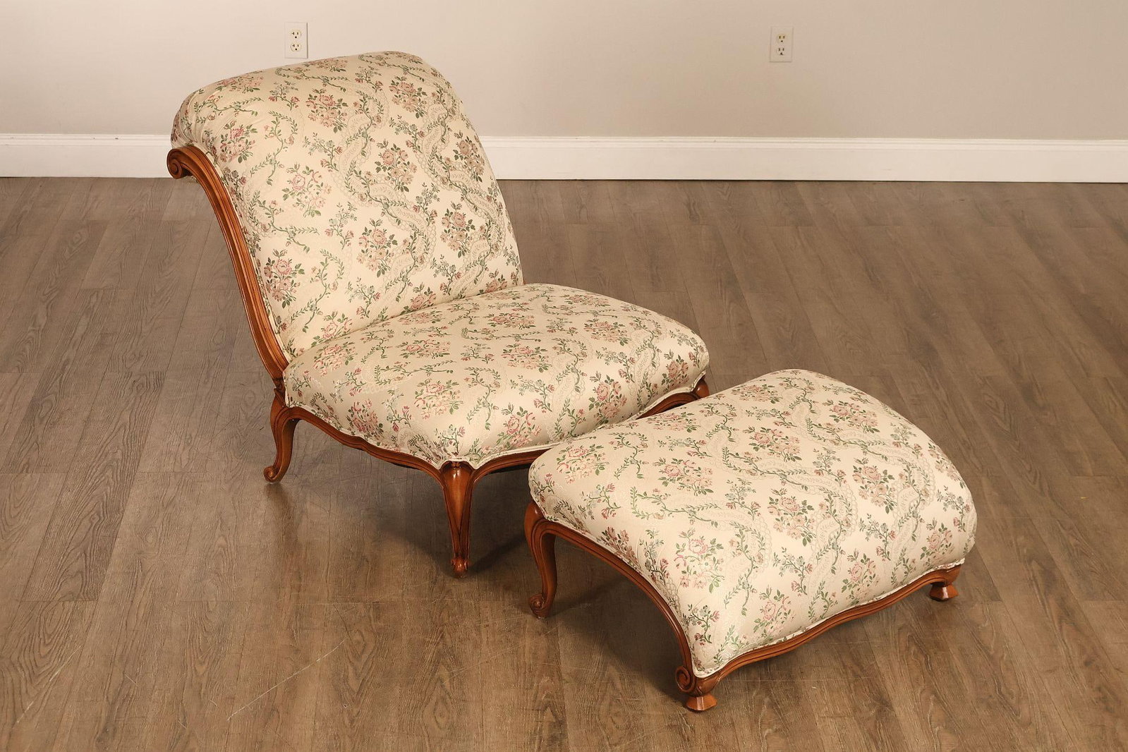 French Louis XV Style Two Piece Chaise Lounge Chair With Ottoman - 3