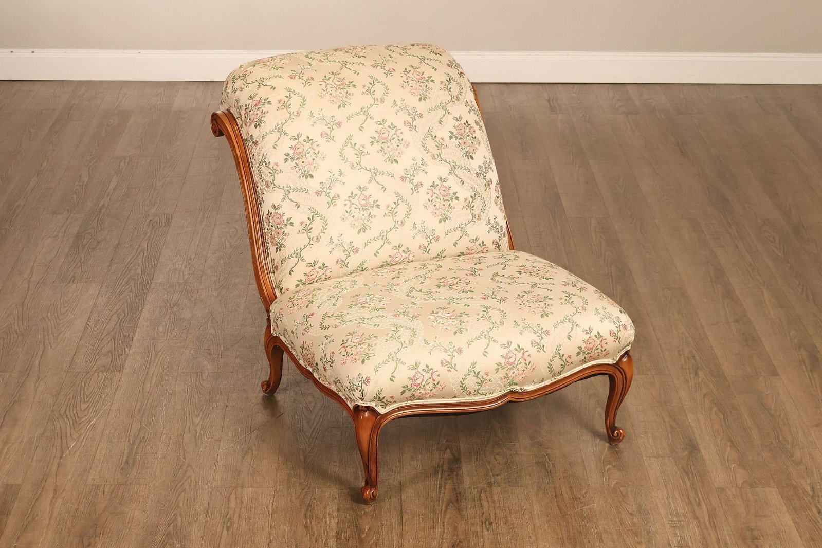 French Louis XV Style Two Piece Chaise Lounge Chair With Ottoman - 4