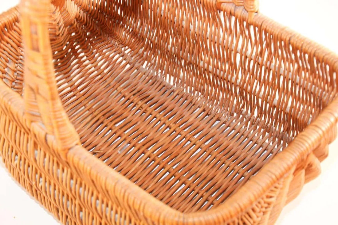 1950s French Provincial Rattan Handled Basket - 11