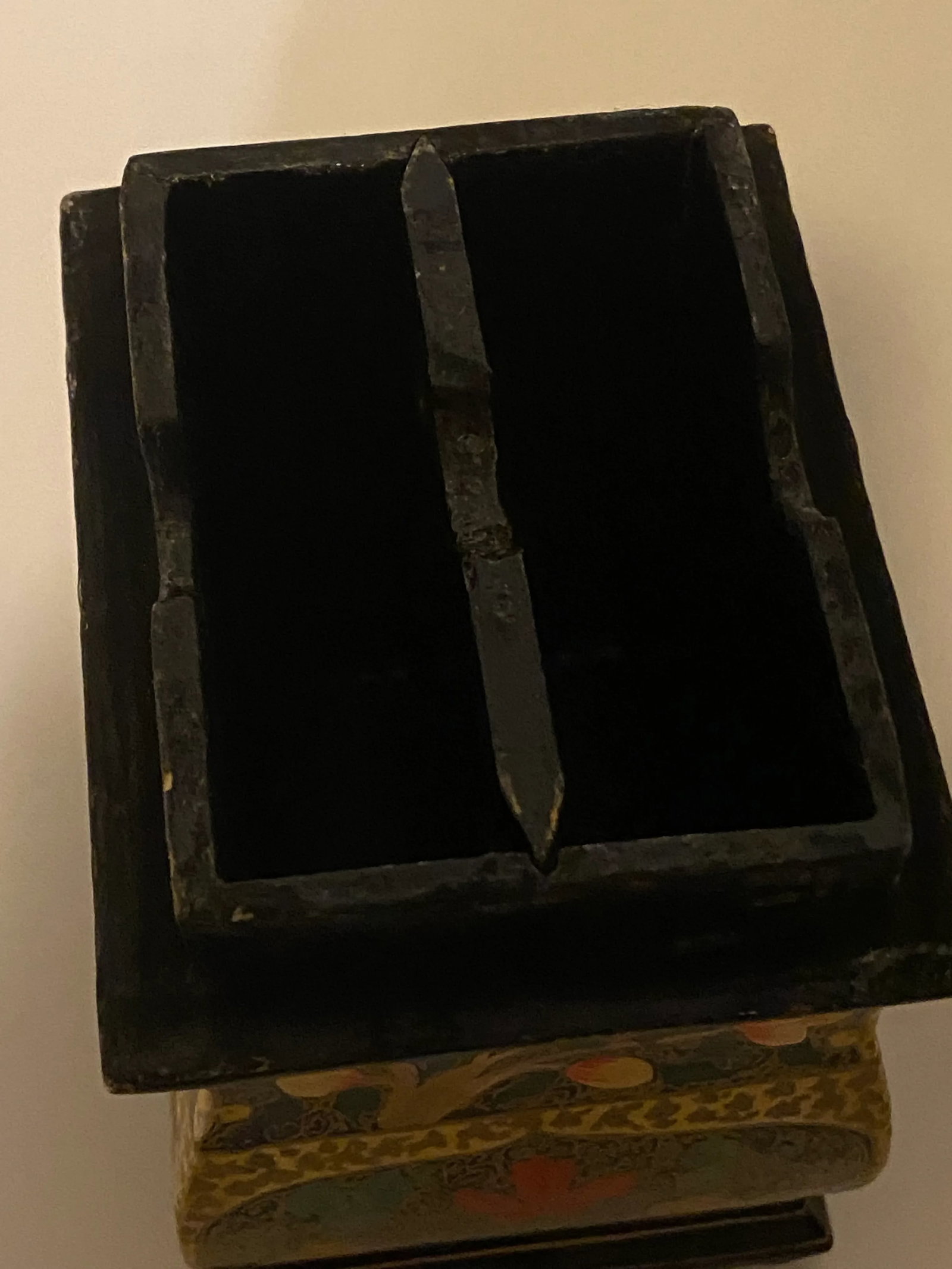 Hand-Painted Kashmir Lacquer Papier-M?AcchA(C) Box for Playing Cards - 4