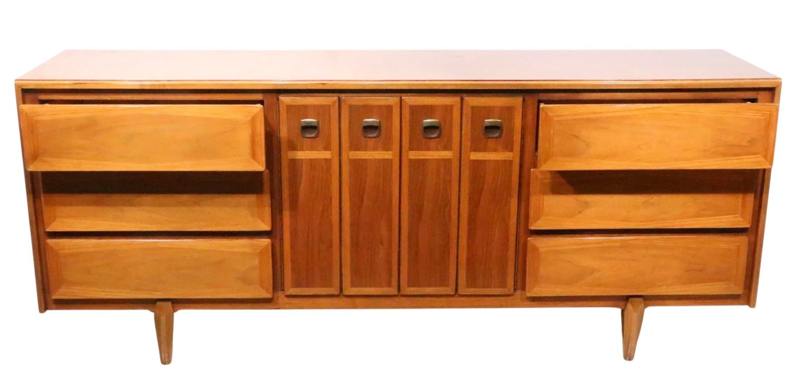 Nine Drawer Mid 20th Century Dresser by American of Martinsville - 4
