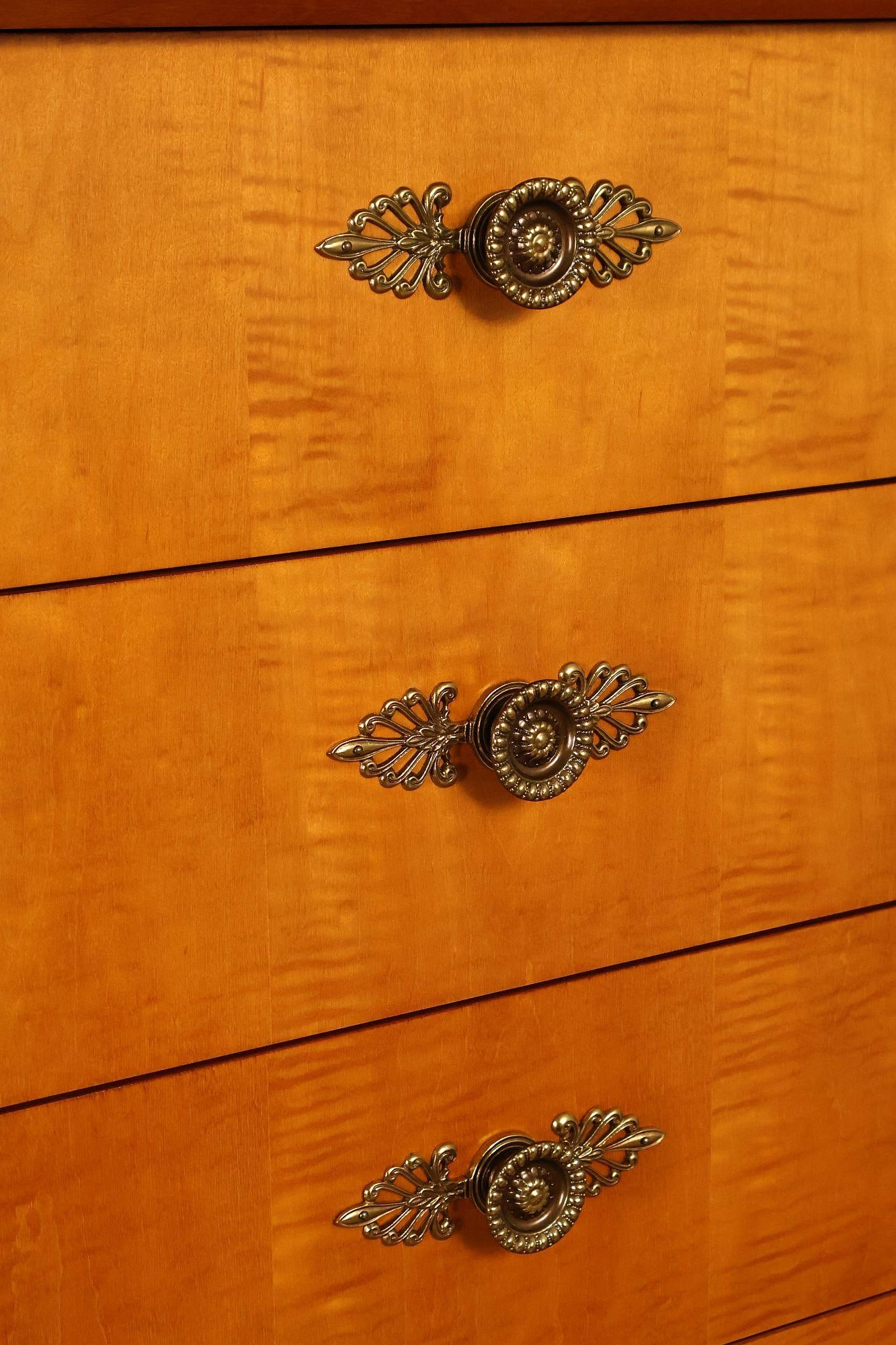 Thomasville Grand Classics Collection Empire Style Lingerie Chest - 11