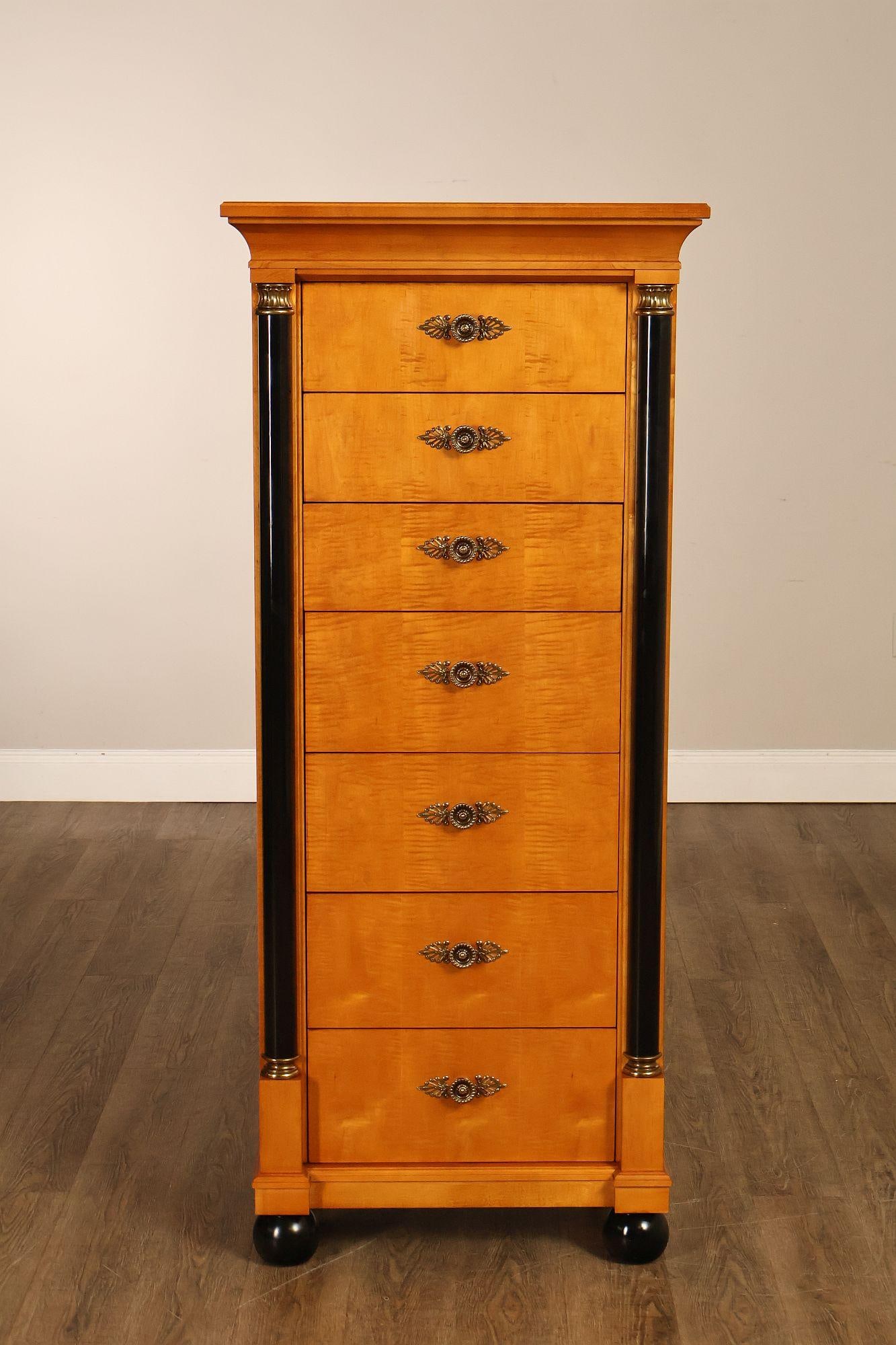 Thomasville Grand Classics Collection Empire Style Lingerie Chest - 15