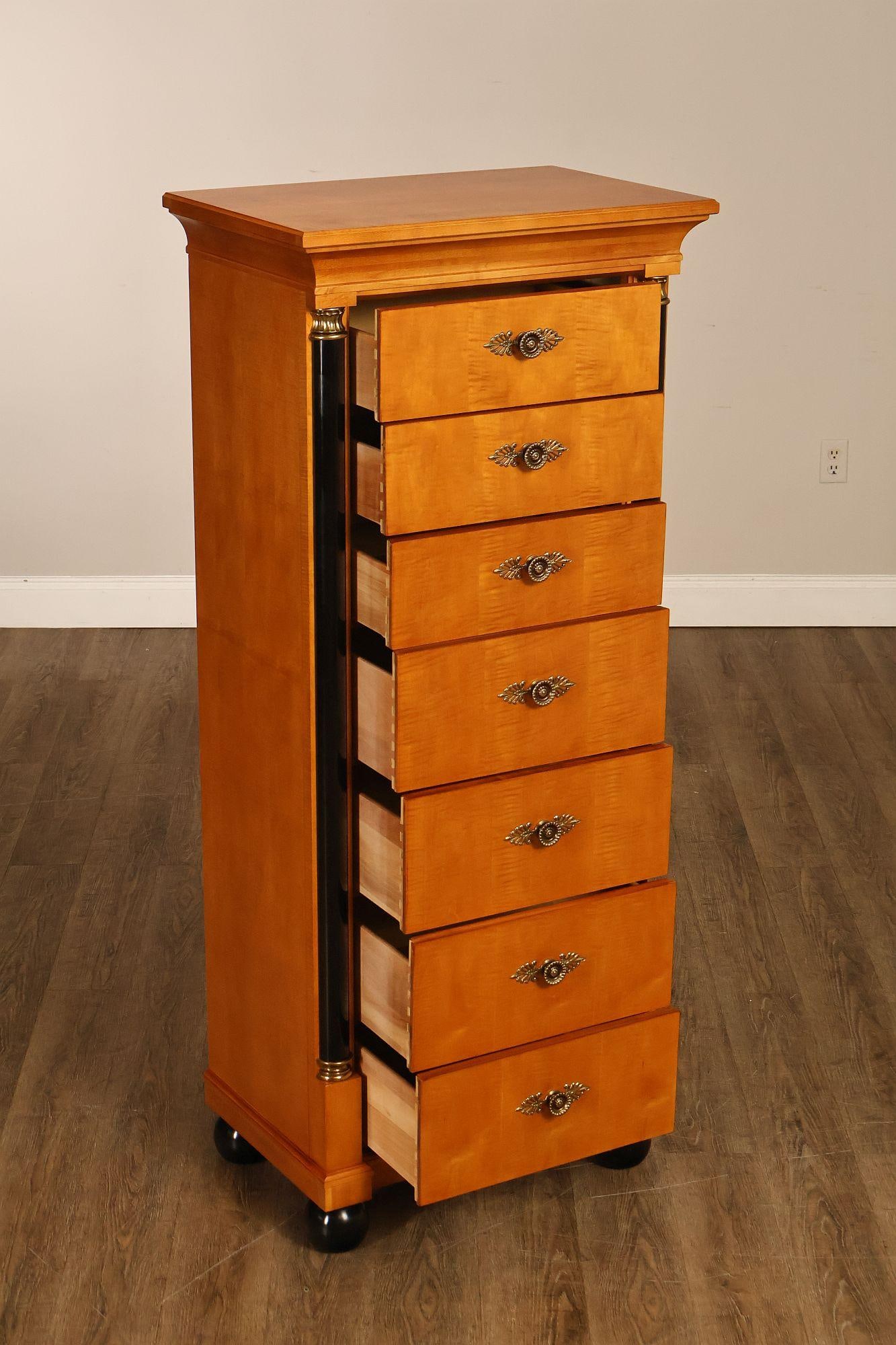 Thomasville Grand Classics Collection Empire Style Lingerie Chest - 8