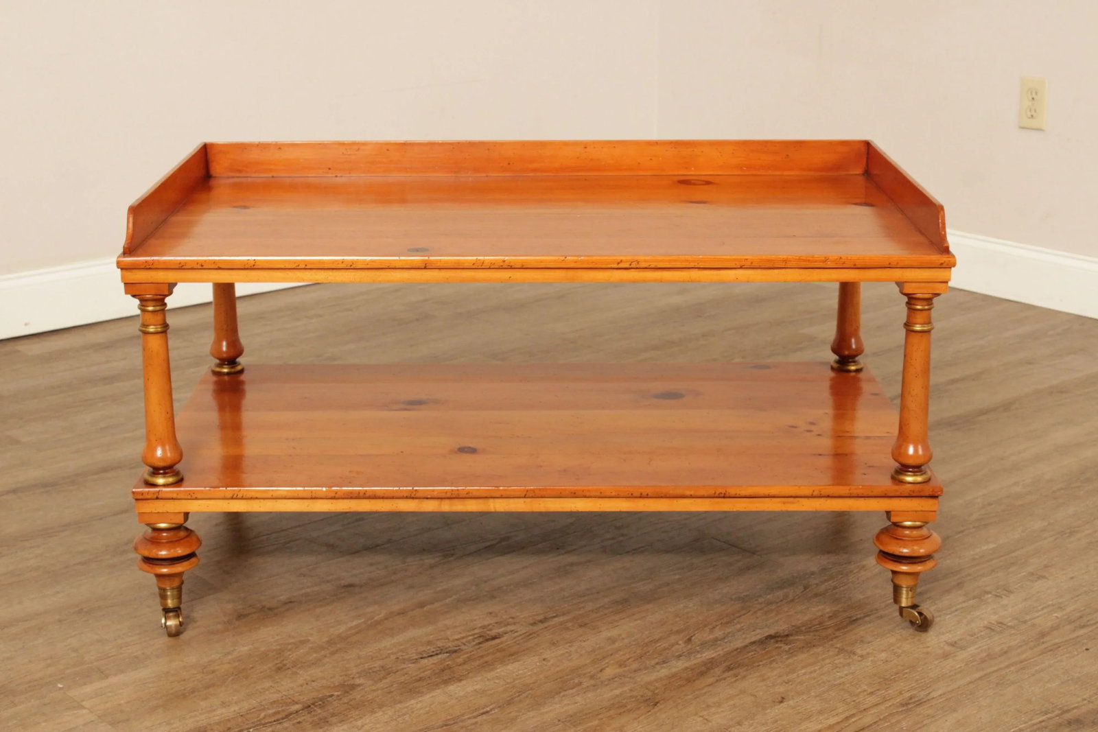 1990s Baker Historic Charleston Reproductions Pine Coffee Table - 3
