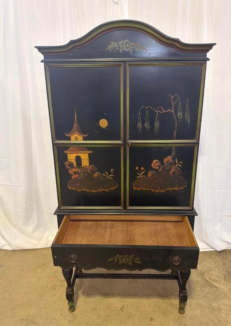 1920s Art Deco Chinoiserie Black & Green Hand Painted Drop Front Desk With Light and Key - 5