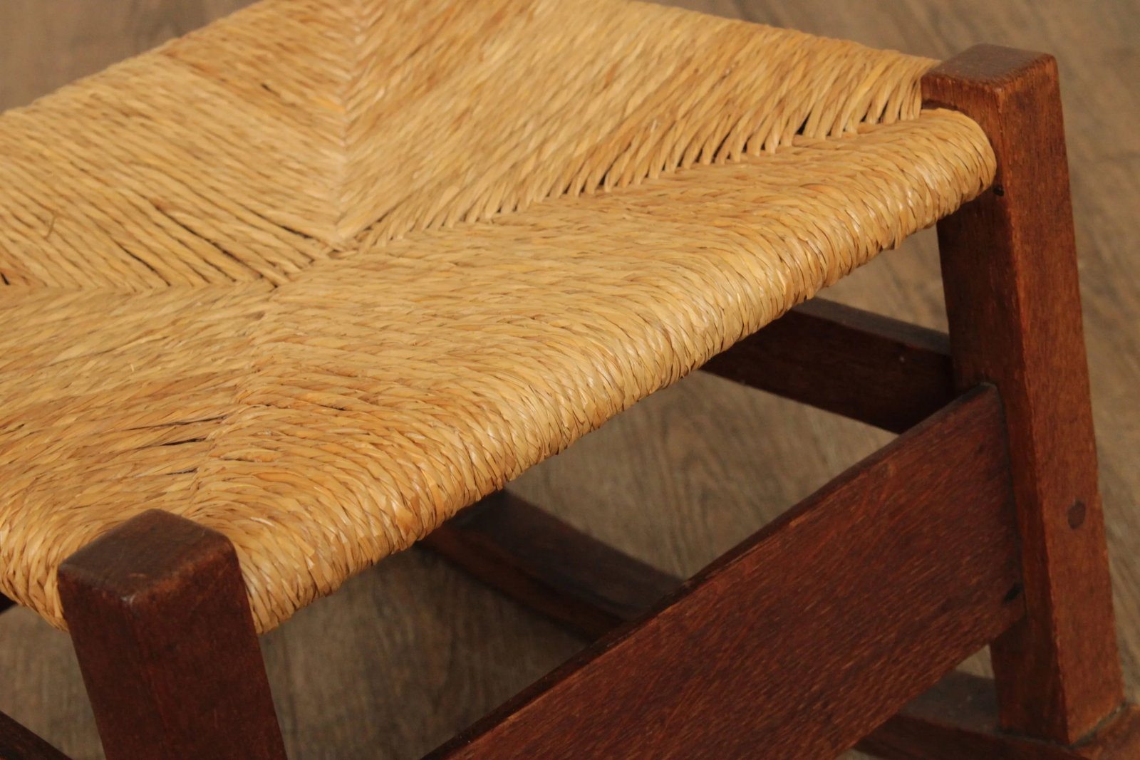 Antique Gustav Stickley Mission Oak Rush Seat Nursing Rocker - 10