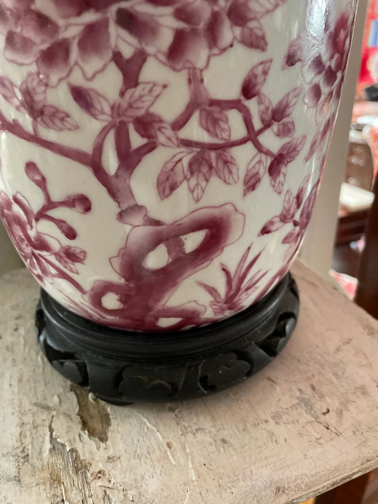Chinese Chinoiserie Porcelain Ceramic Lamp in Pink and Red - 5
