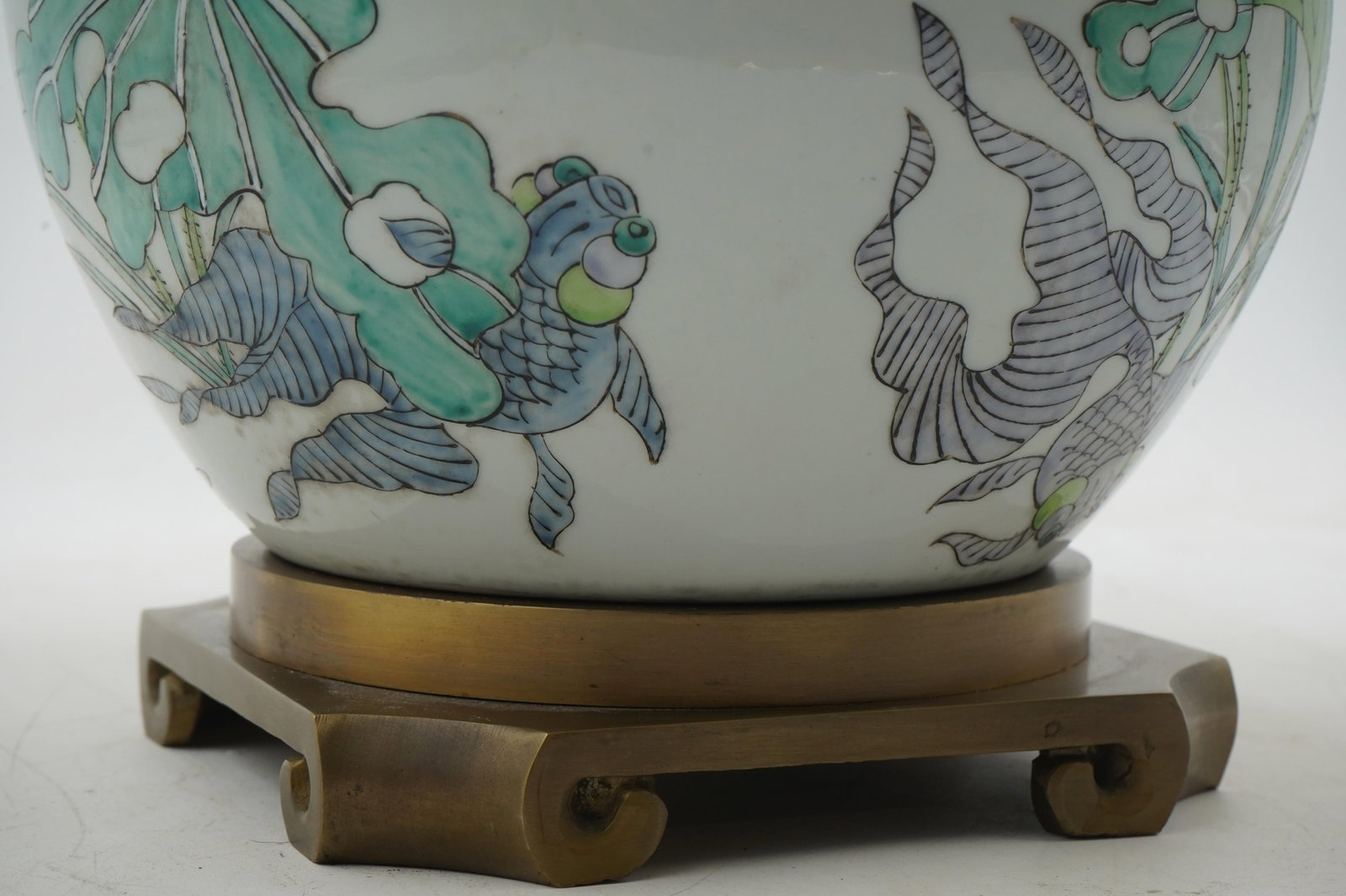 1980s Maitland Smith Oriental Brass & Porcelain Ginger Jar Lamp - 7