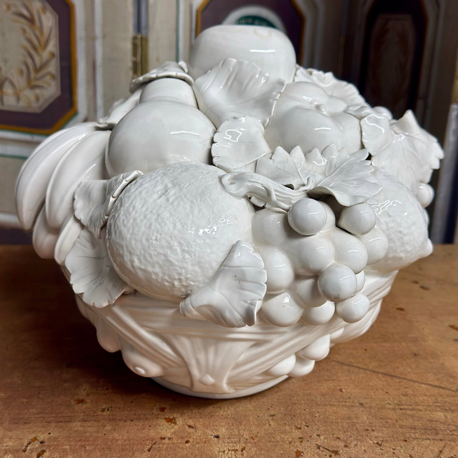 1970s Italian Hollywood Regency Blanc De Chine Trompe L'Oeil Fruit Basket - 6