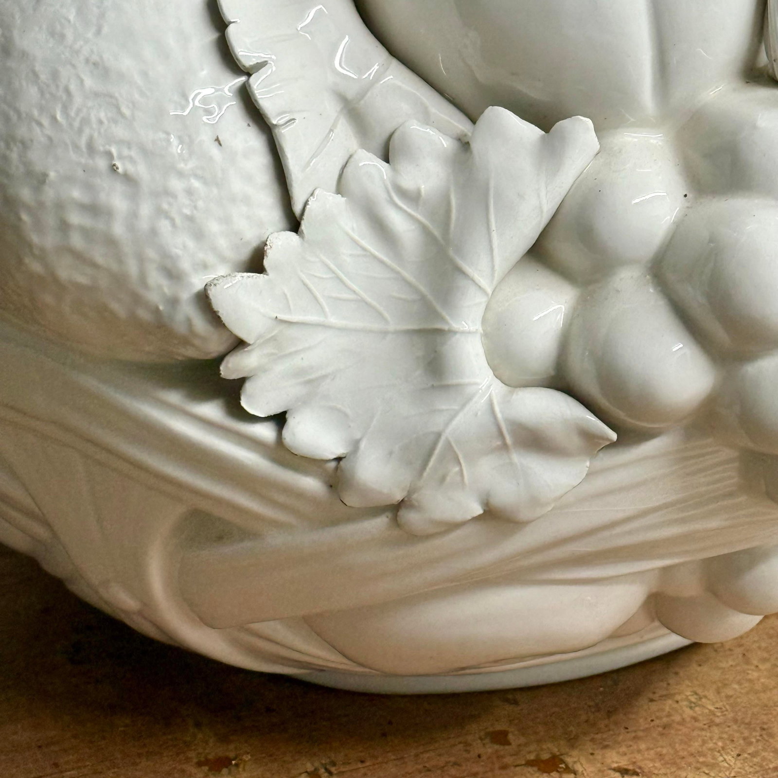 1970s Italian Hollywood Regency Blanc De Chine Trompe L'Oeil Fruit Basket - 9