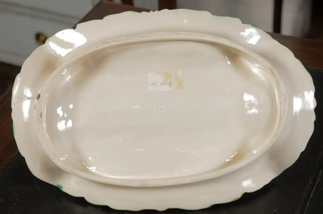 French 19th Century Longchamp Majolica Asparagus Tray with Foliage Platter - 4
