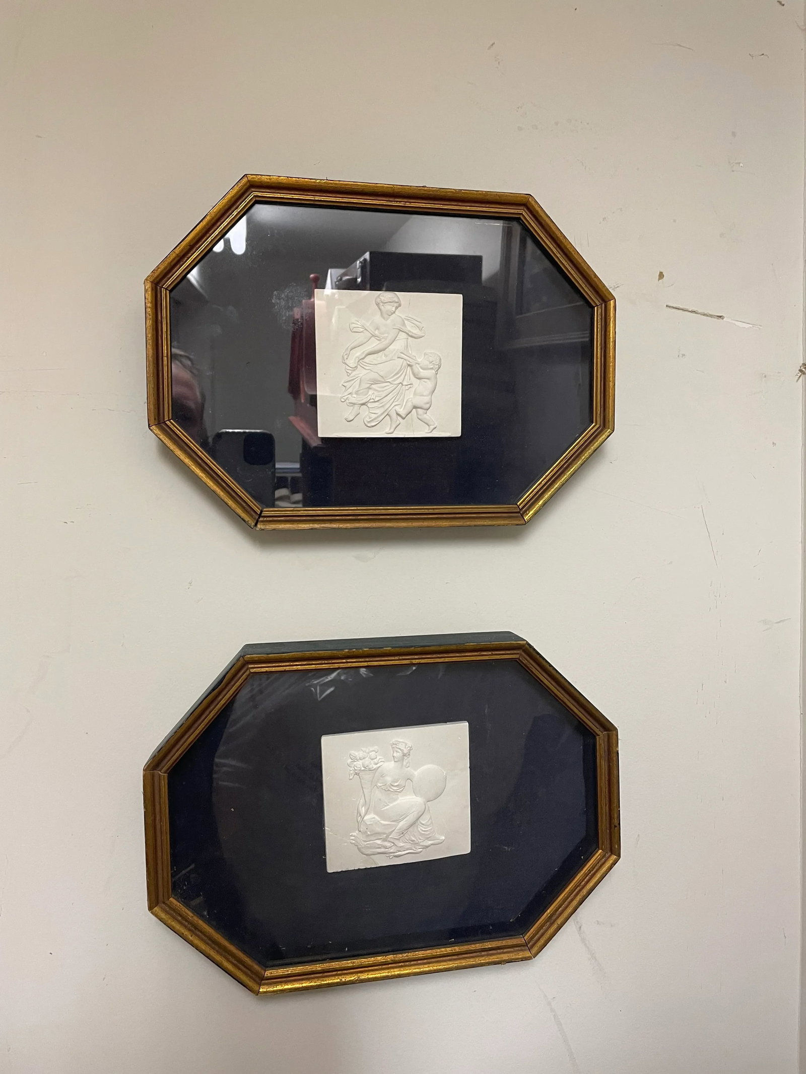 1920s Framed Cast Plaster Intaglios- a Pair - 9