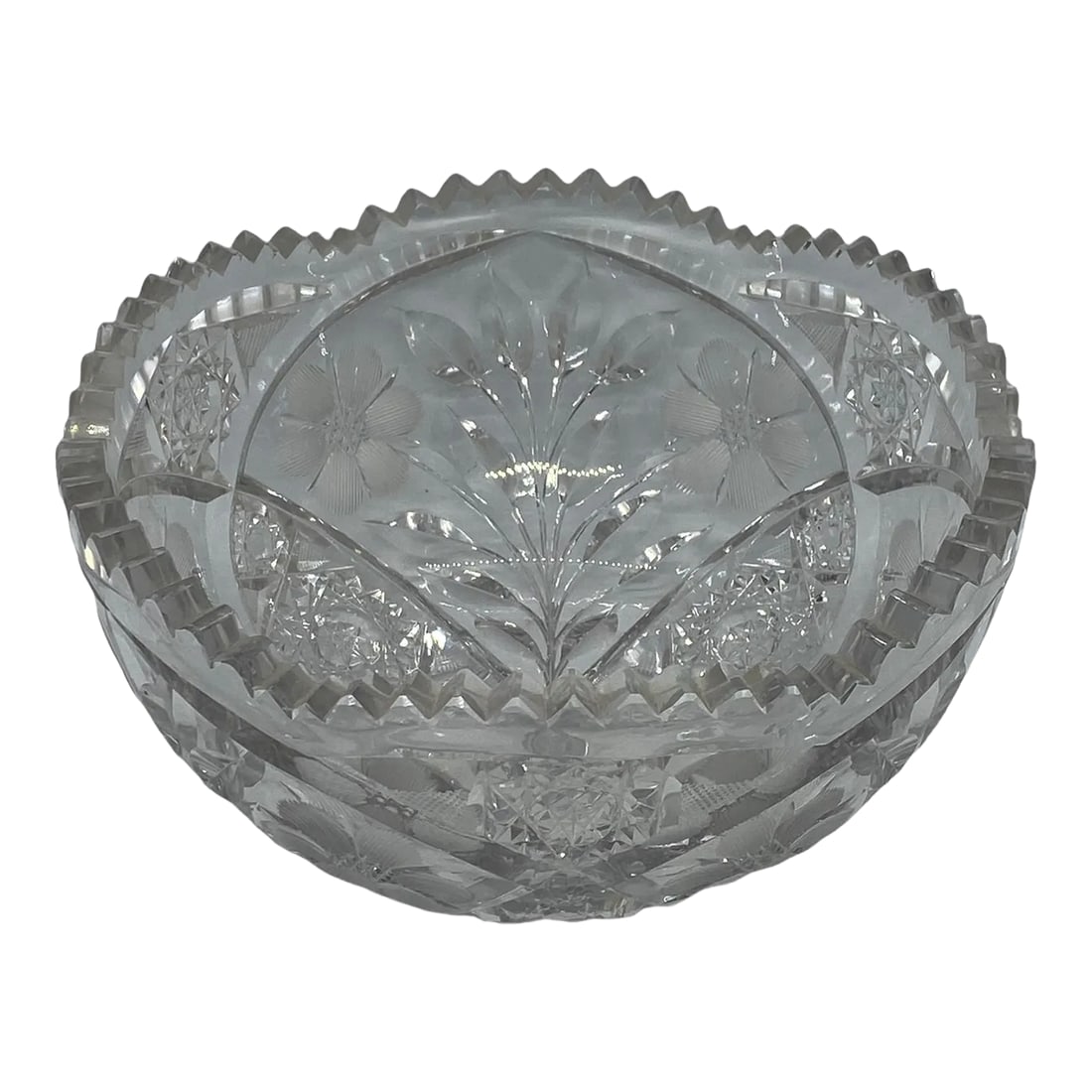 American Brilliant Period Cut Glass Abp Bowl With Sawtooth Rim and Floral Design: American Brilliant Period (ABP) Cut Glass Antique 8" Bowl With Sawtooth Rim and Floral Design. This Beautiful antique CUT GLASS bowl is in excellent condition with no chips, cracks, cloudiness or repa