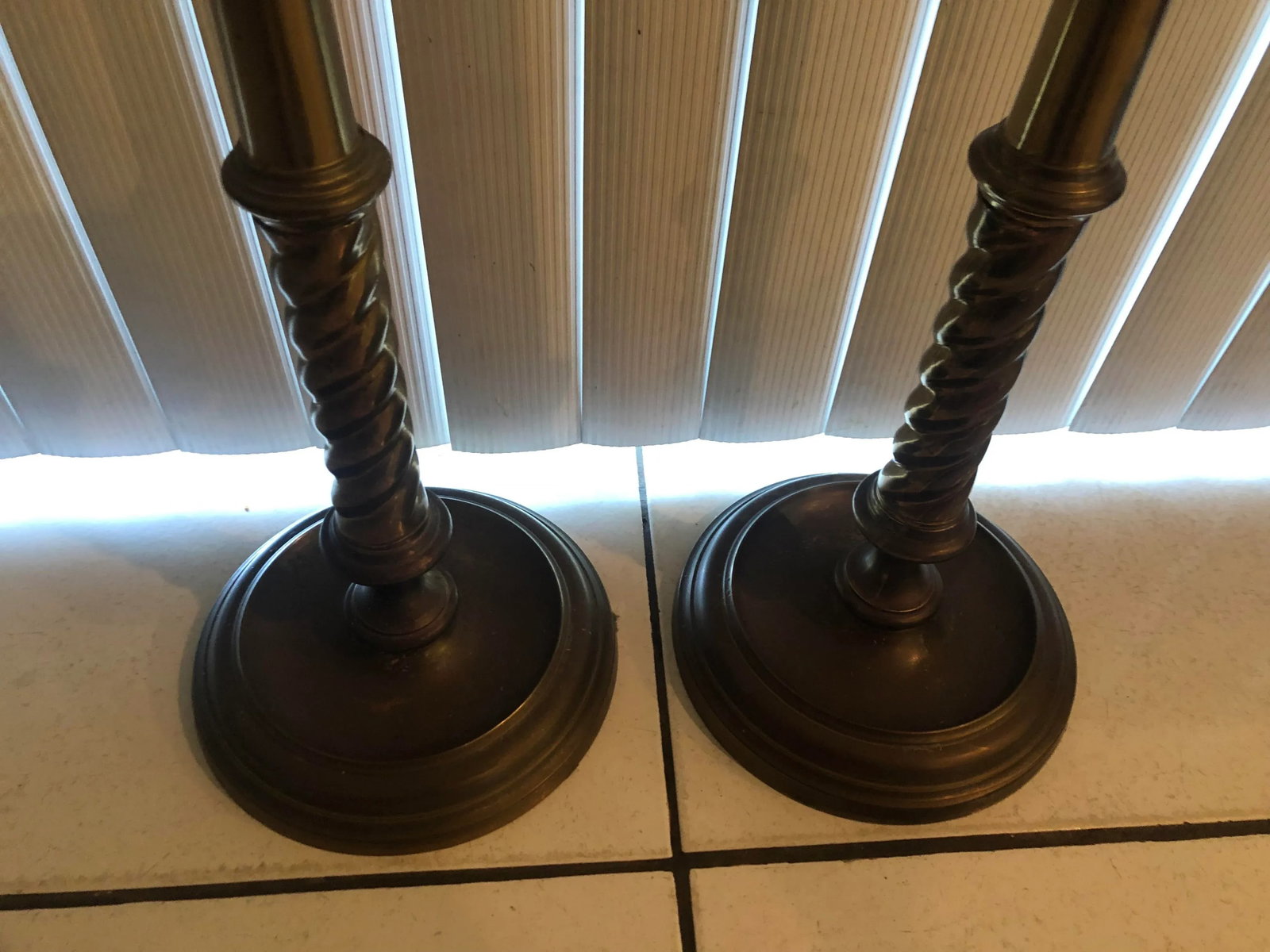 Vintage Maitland Smith Brass Candle eSticks - a Pair - 3