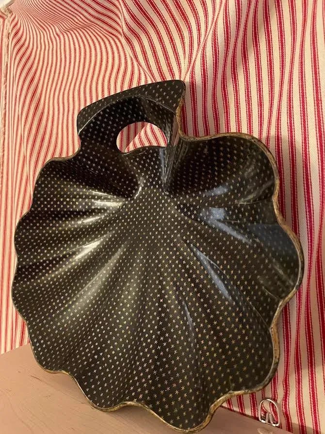 Antique Japanese Papier MachA(C) Black Lacquer Shell Dish Decorated With Stars Chinoiserie Bowl - 2
