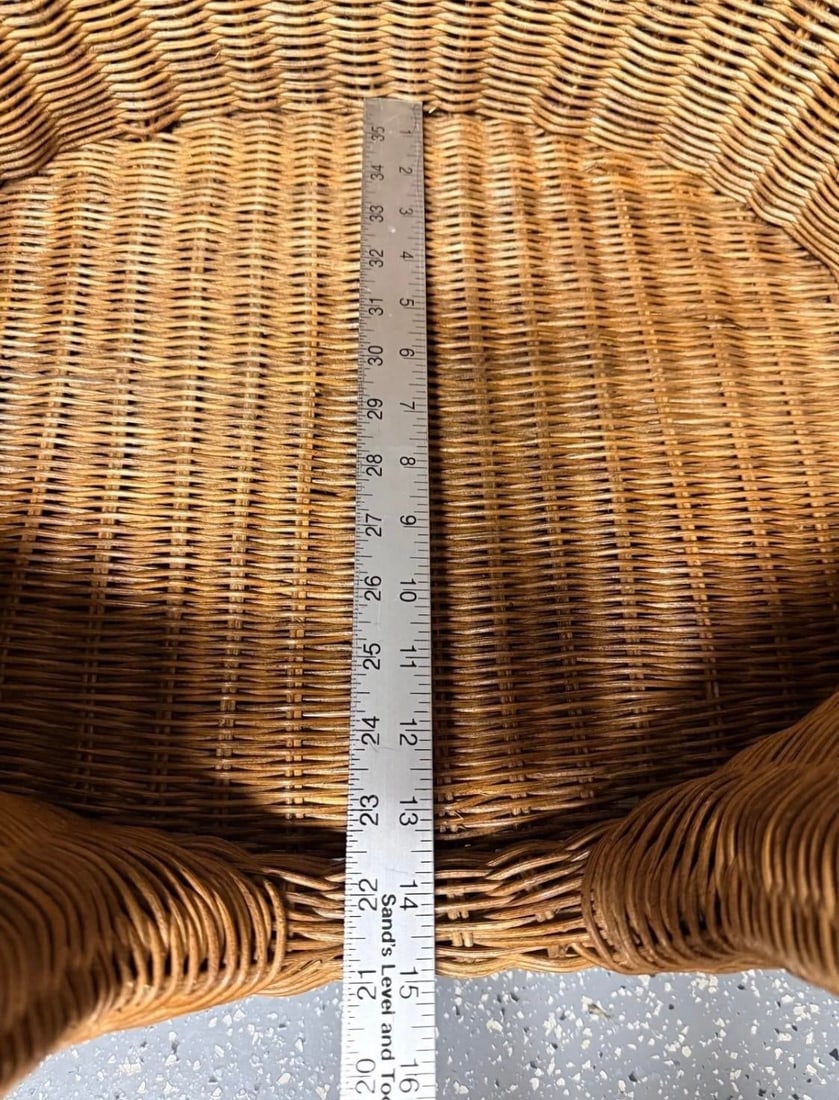 Vintage Wicker Rattan Pet Bed - 10