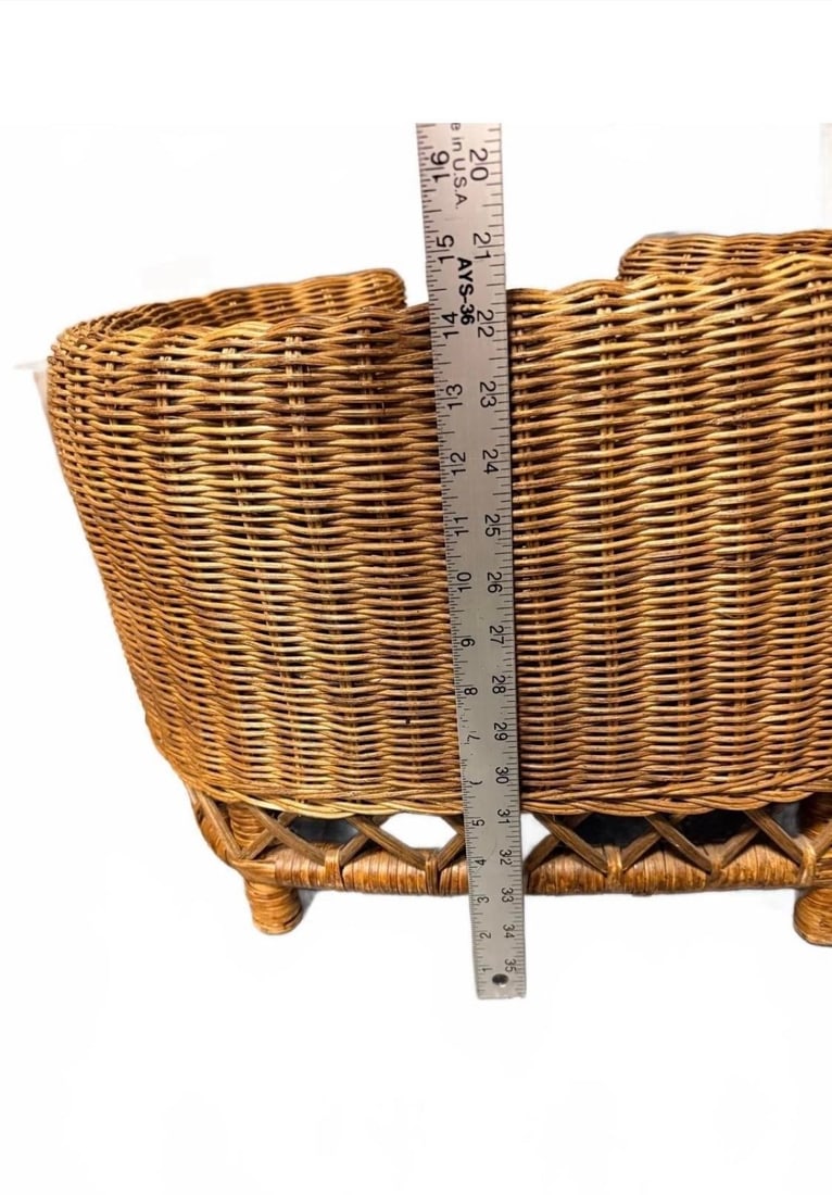 Vintage Wicker Rattan Pet Bed - 7