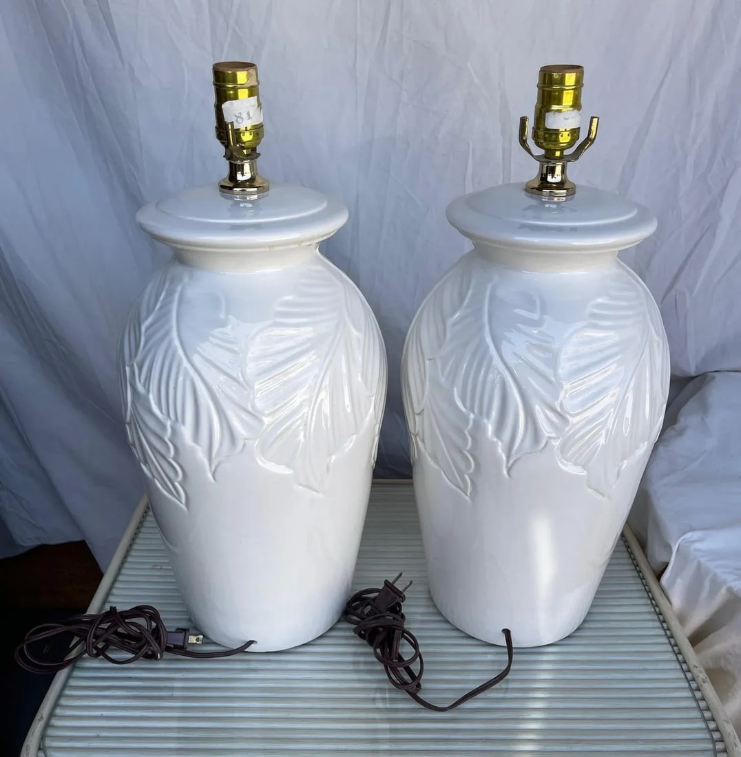 White Palm Beach Style Palm Leaf Table Lamps-Set - 2