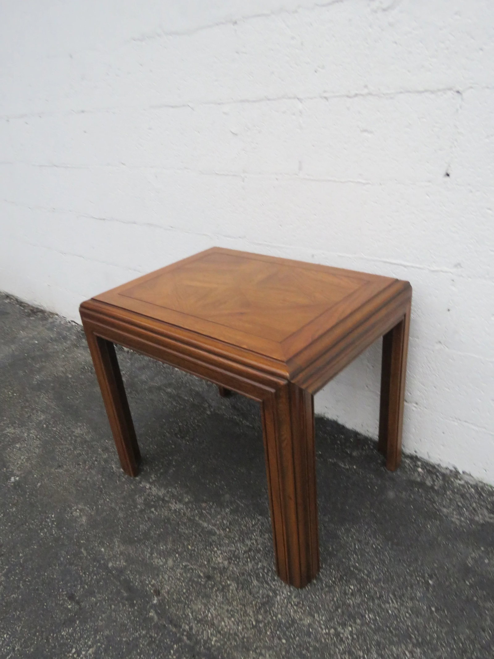 Mid Century Modern Pair of Side End Tables by Lane - 8