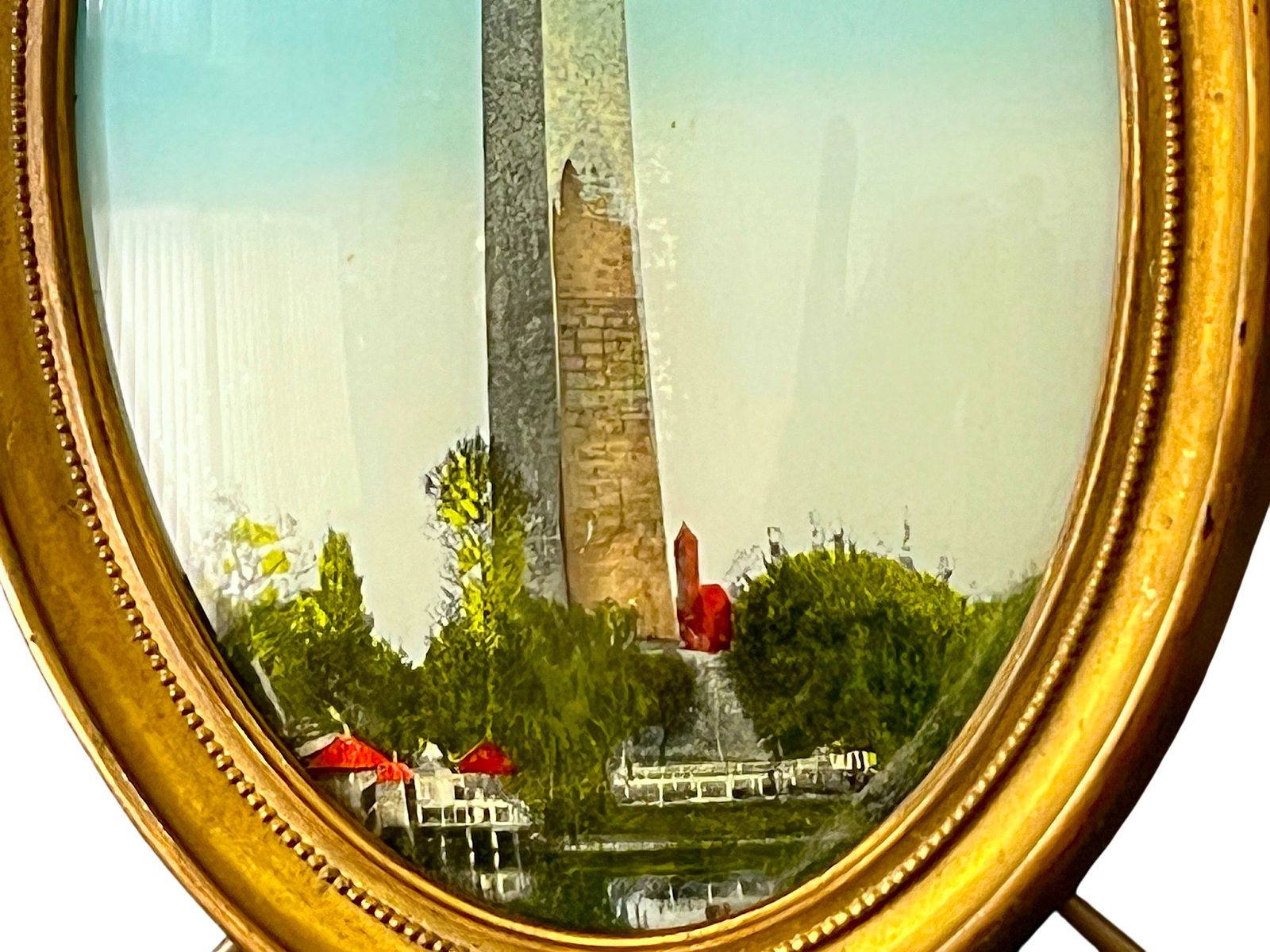 Antique Reverse-Painted Washington Monument Glass Plaque in Oval Brass Frame, Circa 1900 - 3