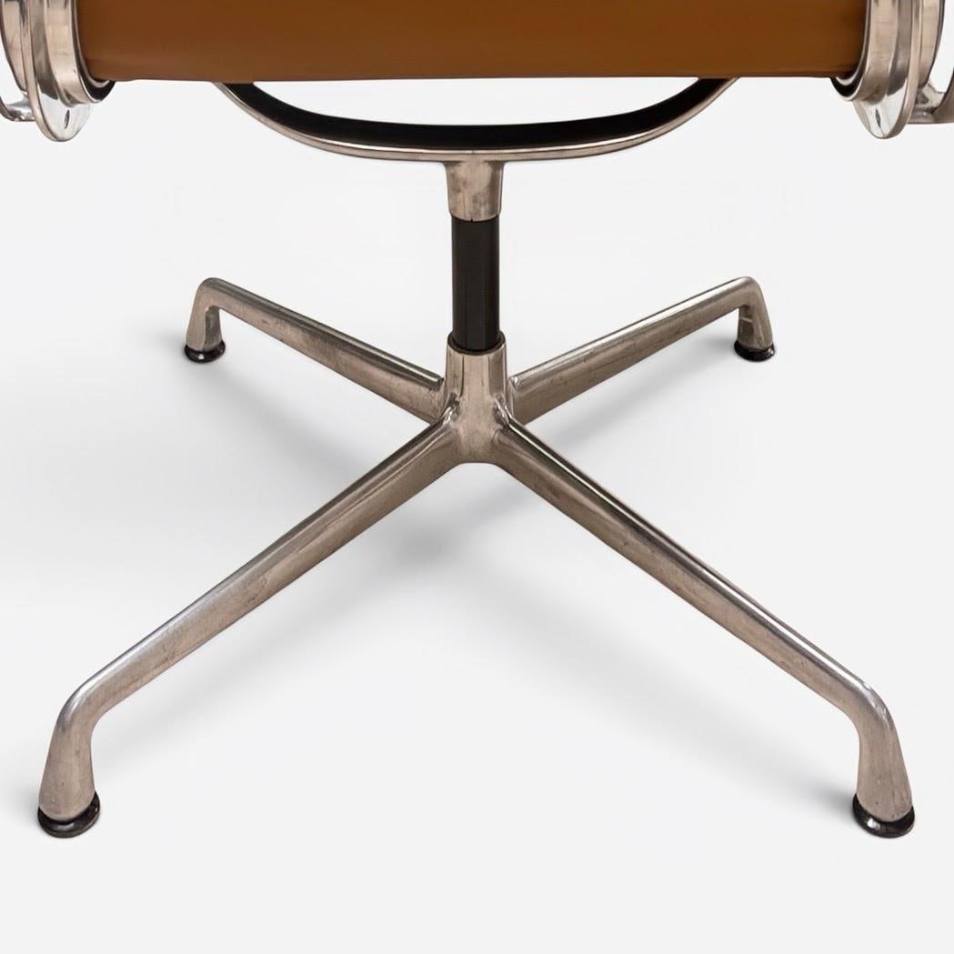 Late 20th Century Eames Aluminum Group Side Chair With Arms by Herman Miller - Brown Leather - 8