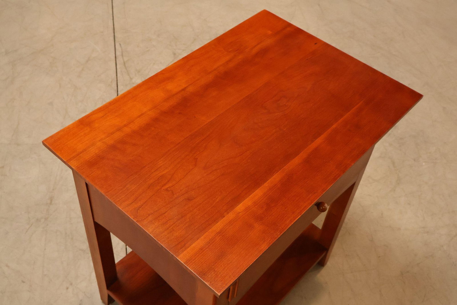 Thomasville 'Impressions' Mission Style Pair of Cherry Nightstands - 6