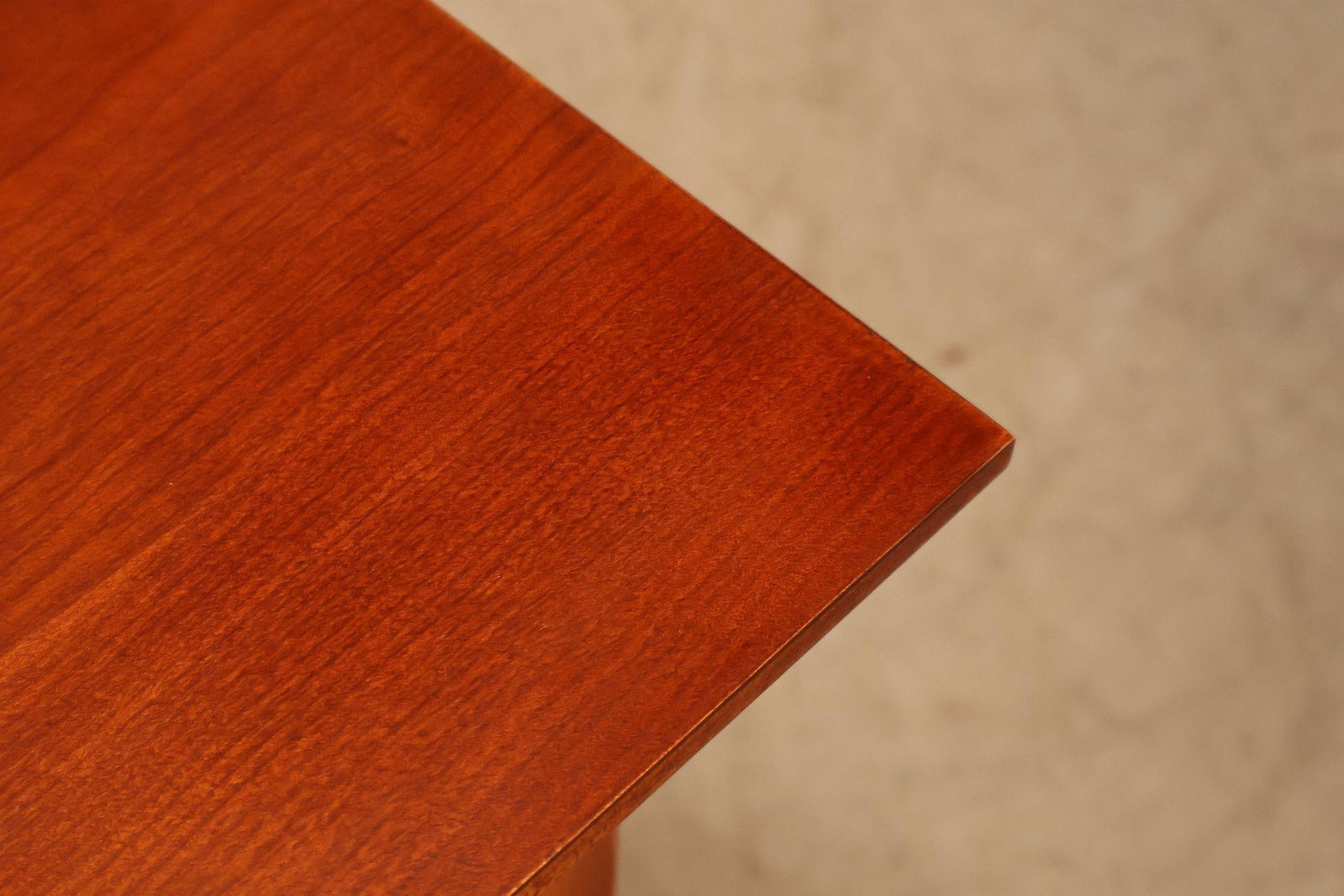 Thomasville 'Impressions' Mission Style Pair of Cherry Nightstands - 8