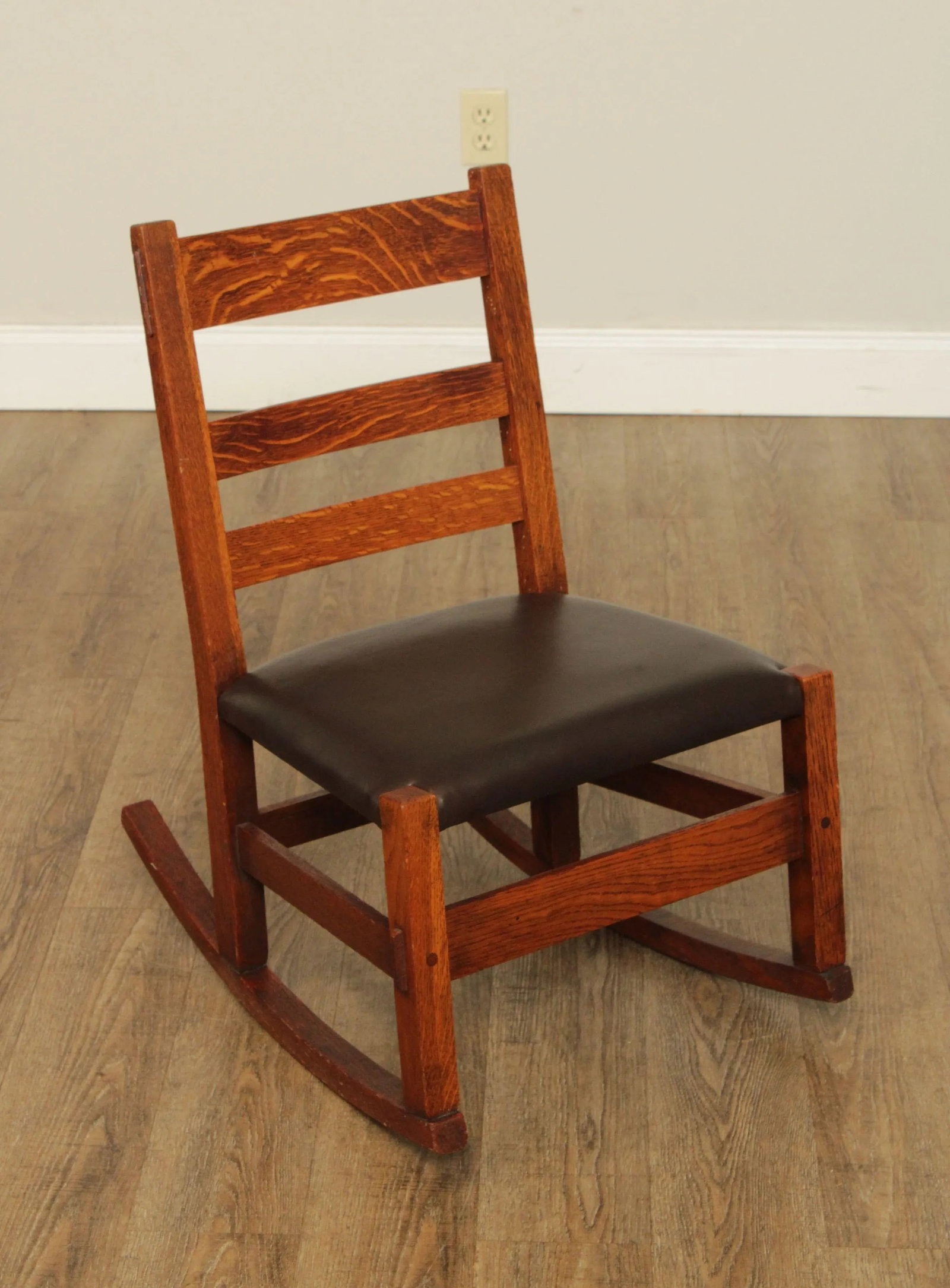 Mission Antique Oak and Leather Children's Rocking Chair - 2