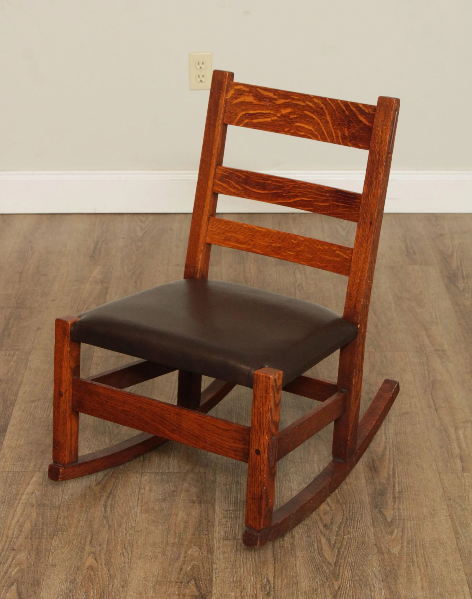 Mission Antique Oak and Leather Children's Rocking Chair - 3