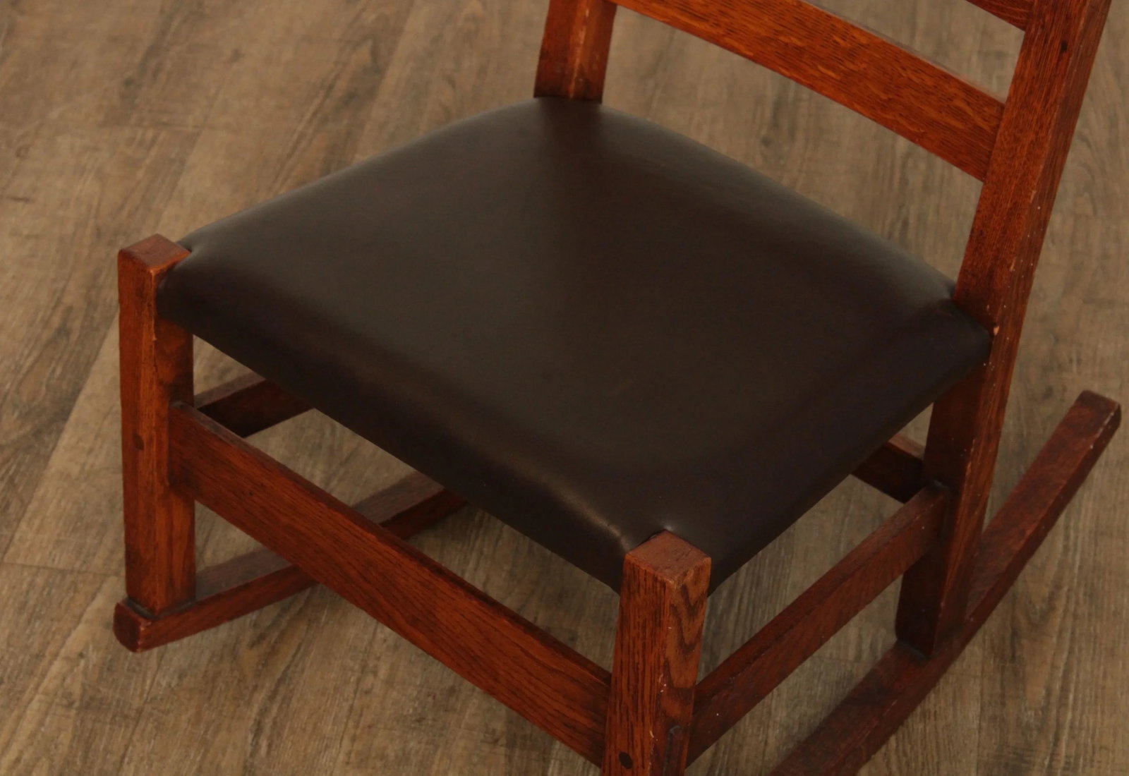 Mission Antique Oak and Leather Children's Rocking Chair - 4