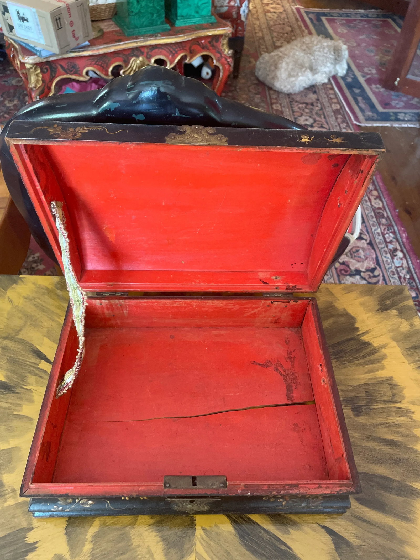 Antique Chinese Export Chinoiserie Black Lacquer Box - 2