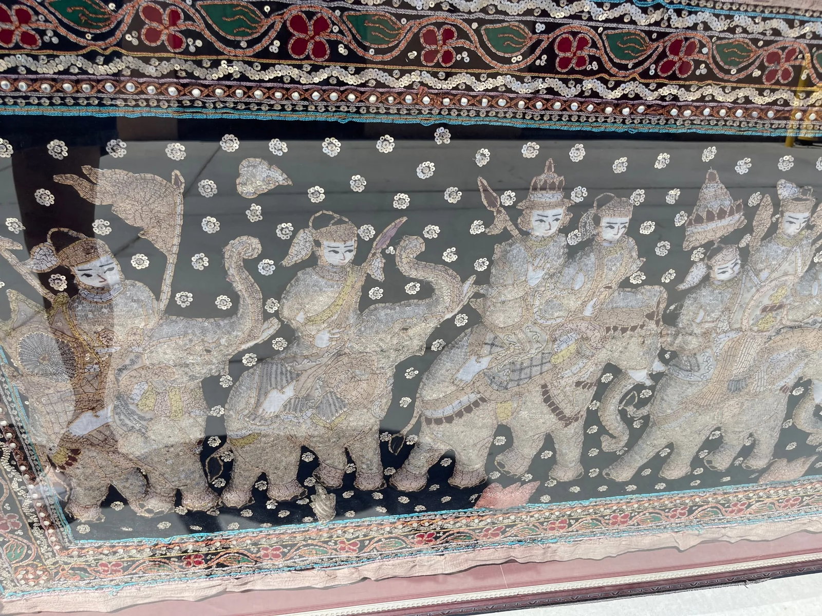 Large Antique Burmese Kalaga Tapestry Framed Wall Art - 8