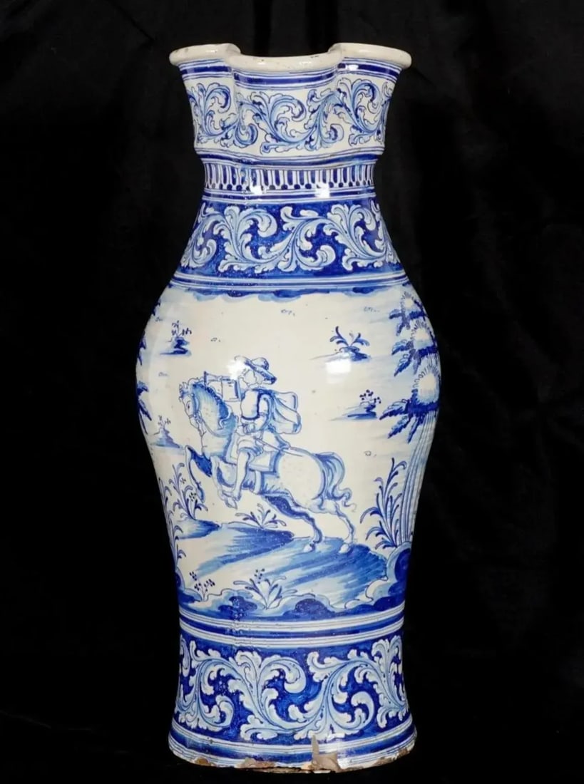 Large 18th/19th Century French Faience Pitcher - 4