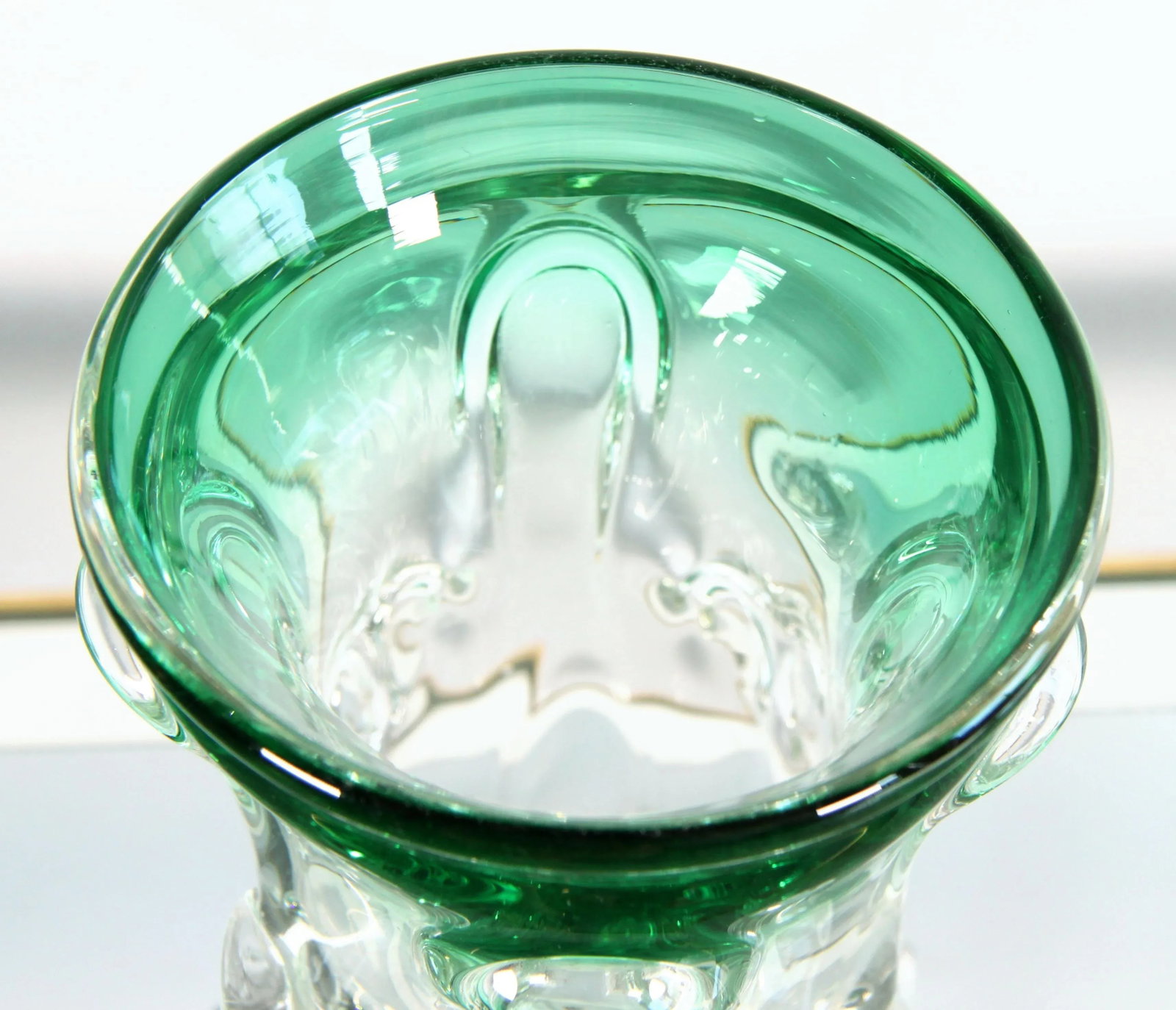 Mid Century Italian Murano Art Glass Green to Clear Brutalist Vase - 9