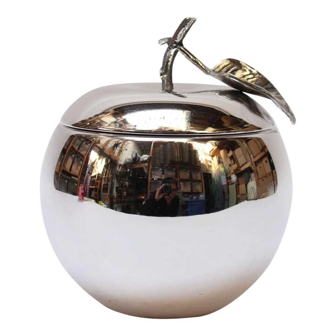 Mid-Century Italian Silver-Plated "Apple" Ice Bucket by Argenteria Teghini: Mid-Century Italian Modern "apple-form" ice bucket with silver plate exterior and ivory-hued plastic interior designed by Argenteria Teghini (ca. late 1960s/early 1970s, Florence, Italy). Features a h