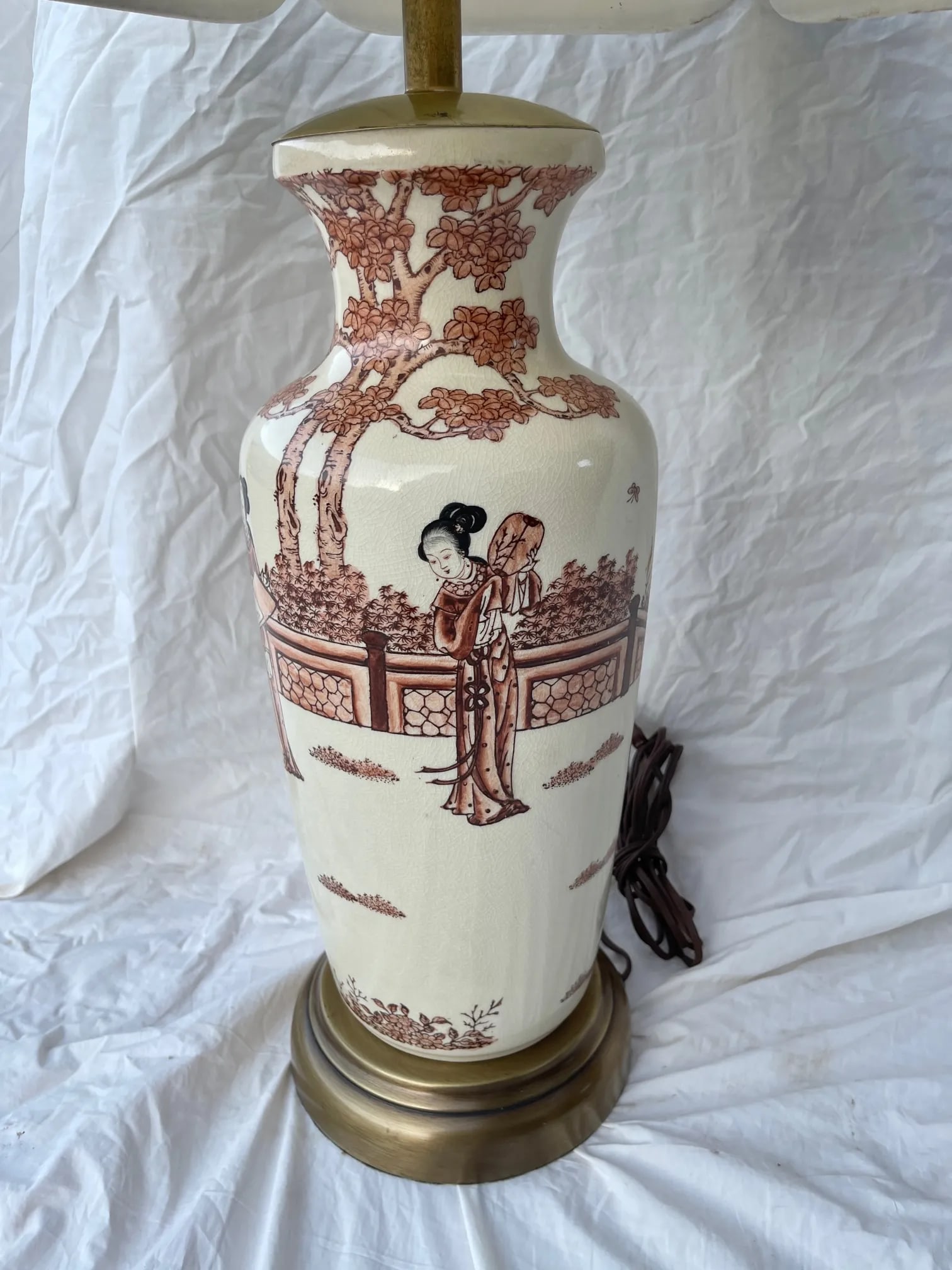 Vintage Chinoiserie Porcelain Table Lamp W/Silk Pagoda Shade - 3
